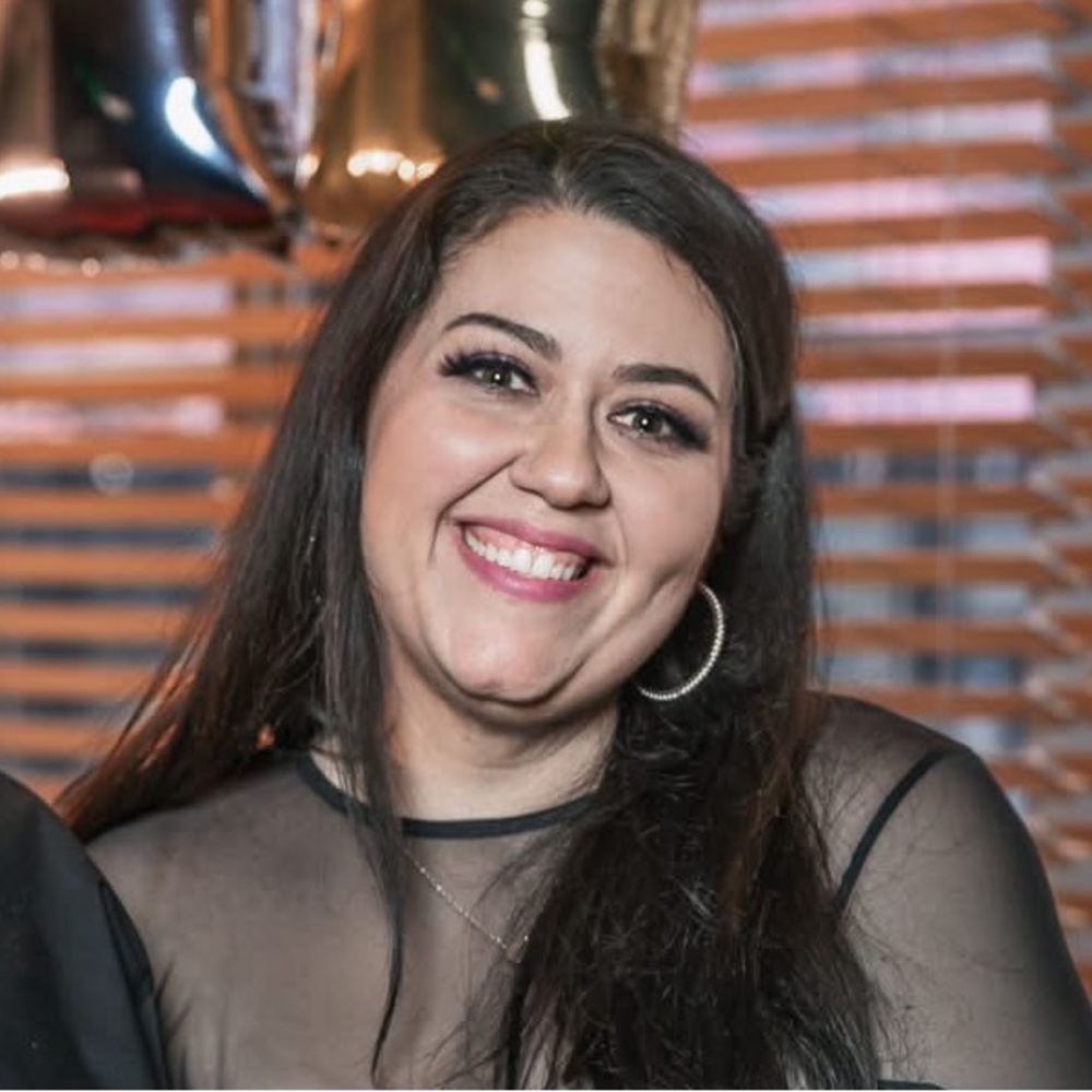 Meet your Posher, Laura